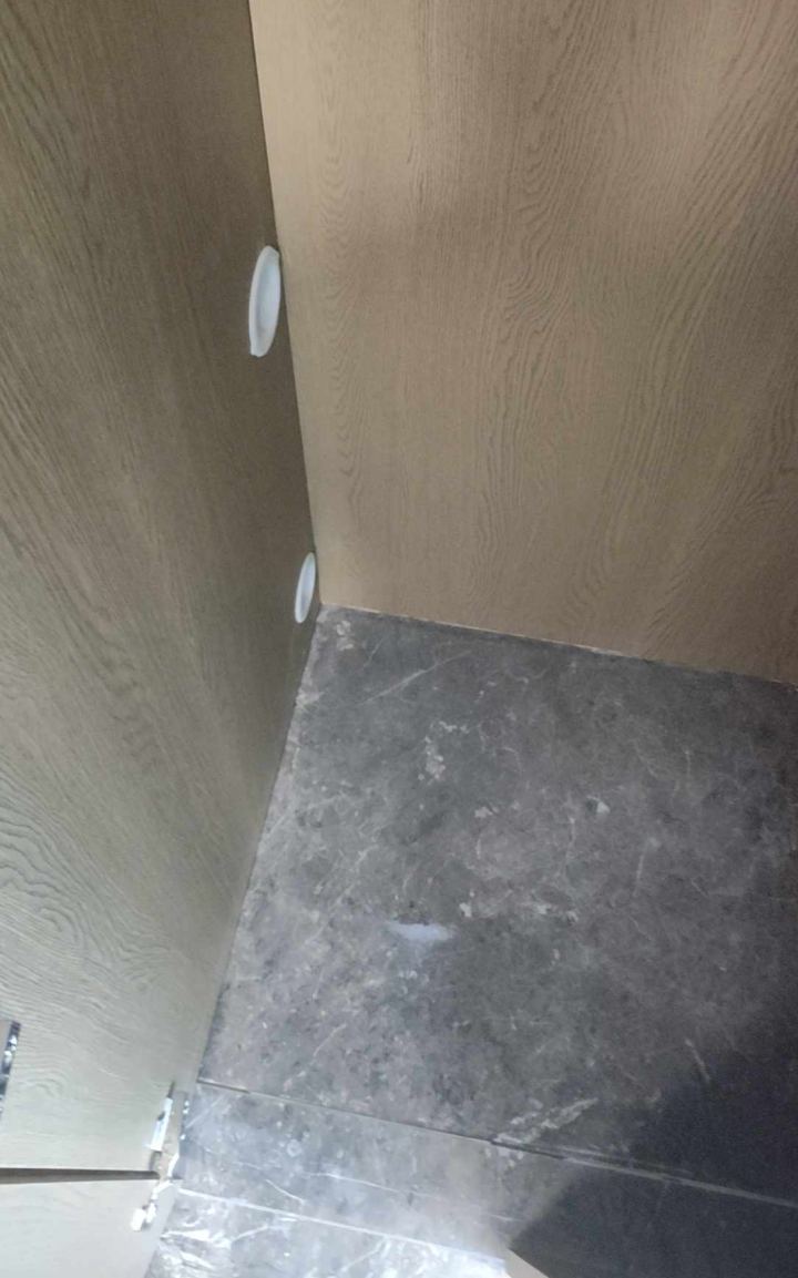 上海验房现场照片 · 洗衣间 · 给水排水未安装到位