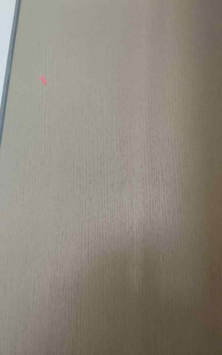 贵阳验房现场照片 · 客卫 · 门不正倾斜松动关闭不严