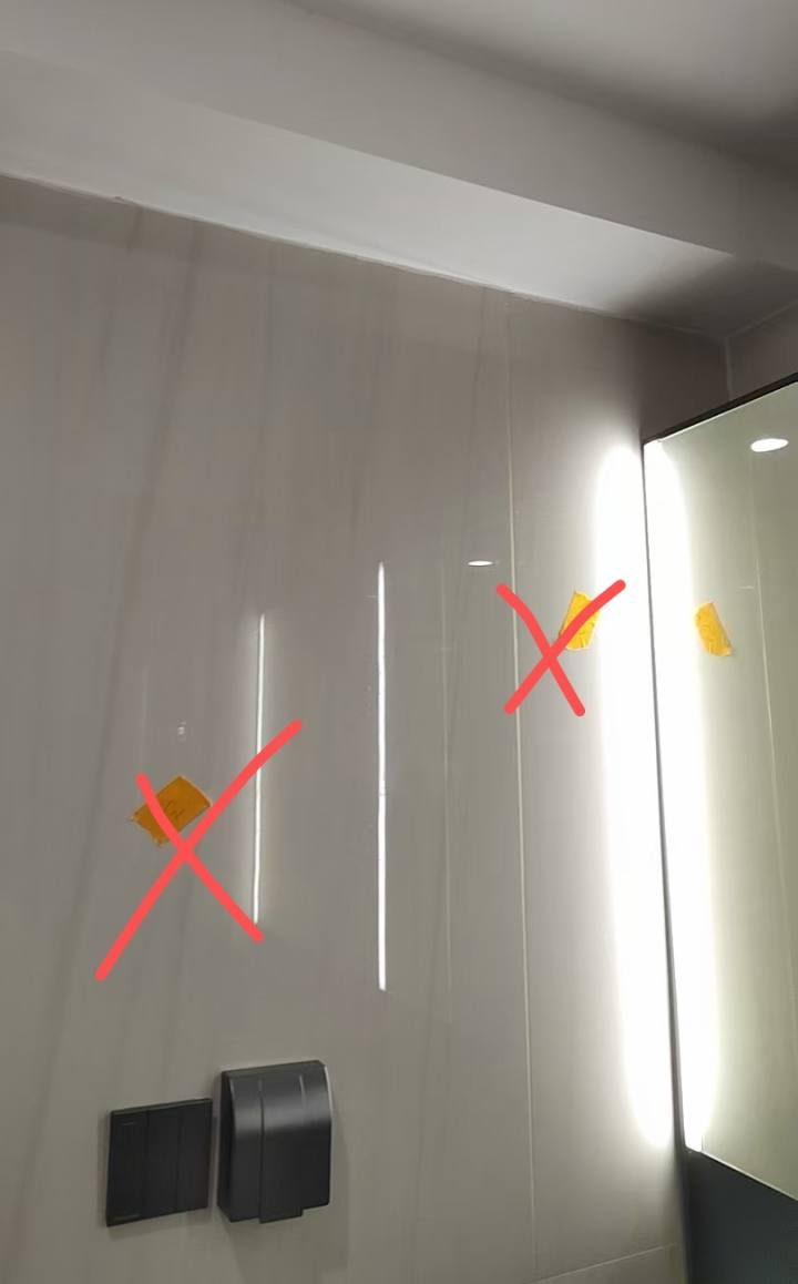 汕头验房现场照片 · 客房卫生间 · 墙砖空鼓多处