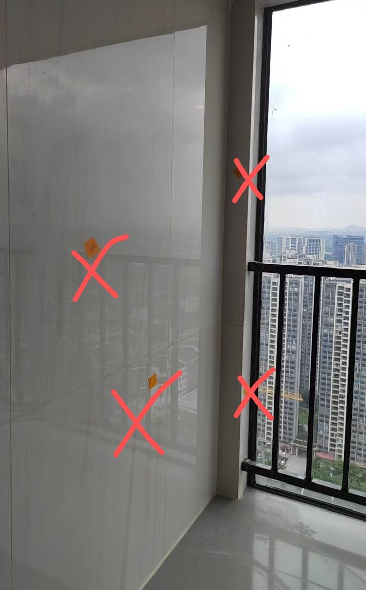汕头验房现场照片 · 主卫 · 主卫墙砖空鼓 多处